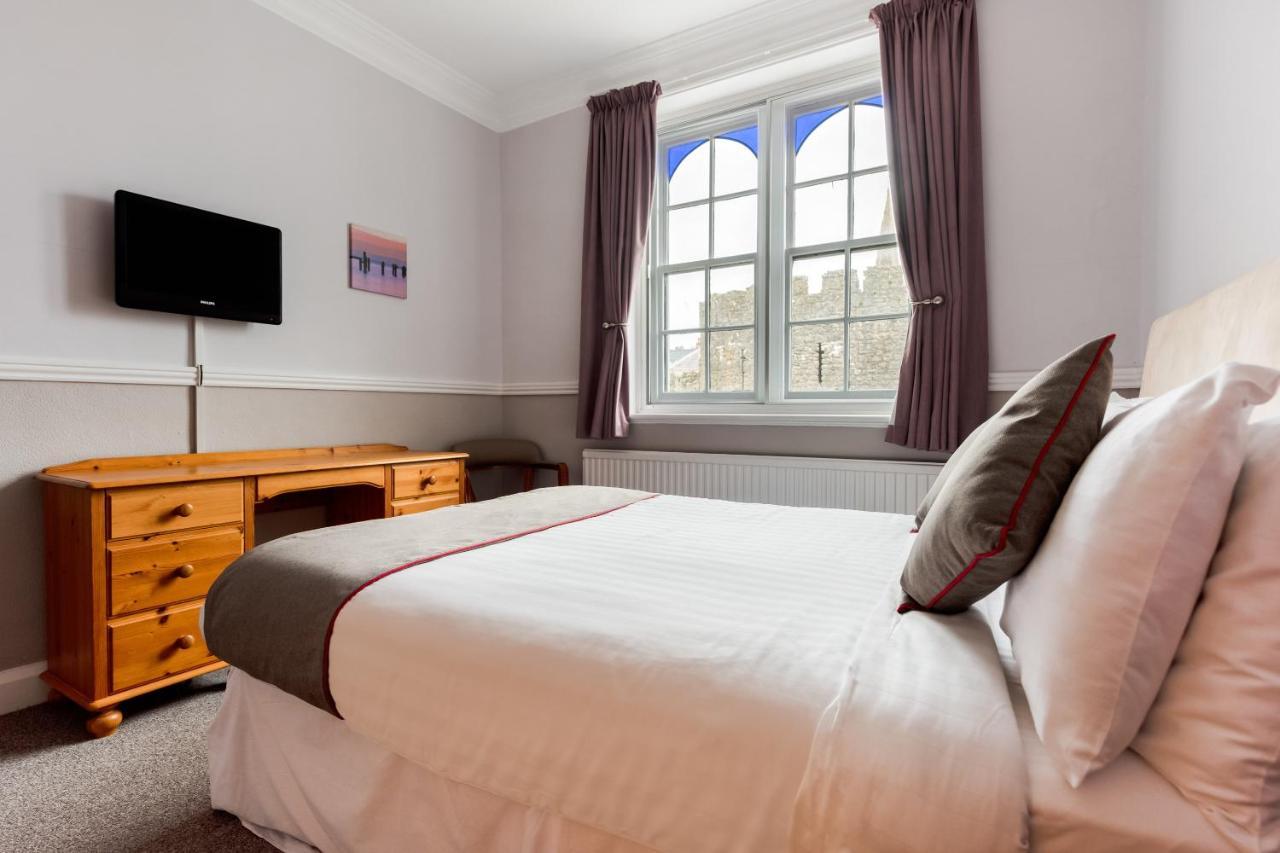 Oyo Timothy'S Hotel Tenby Kültér fotó