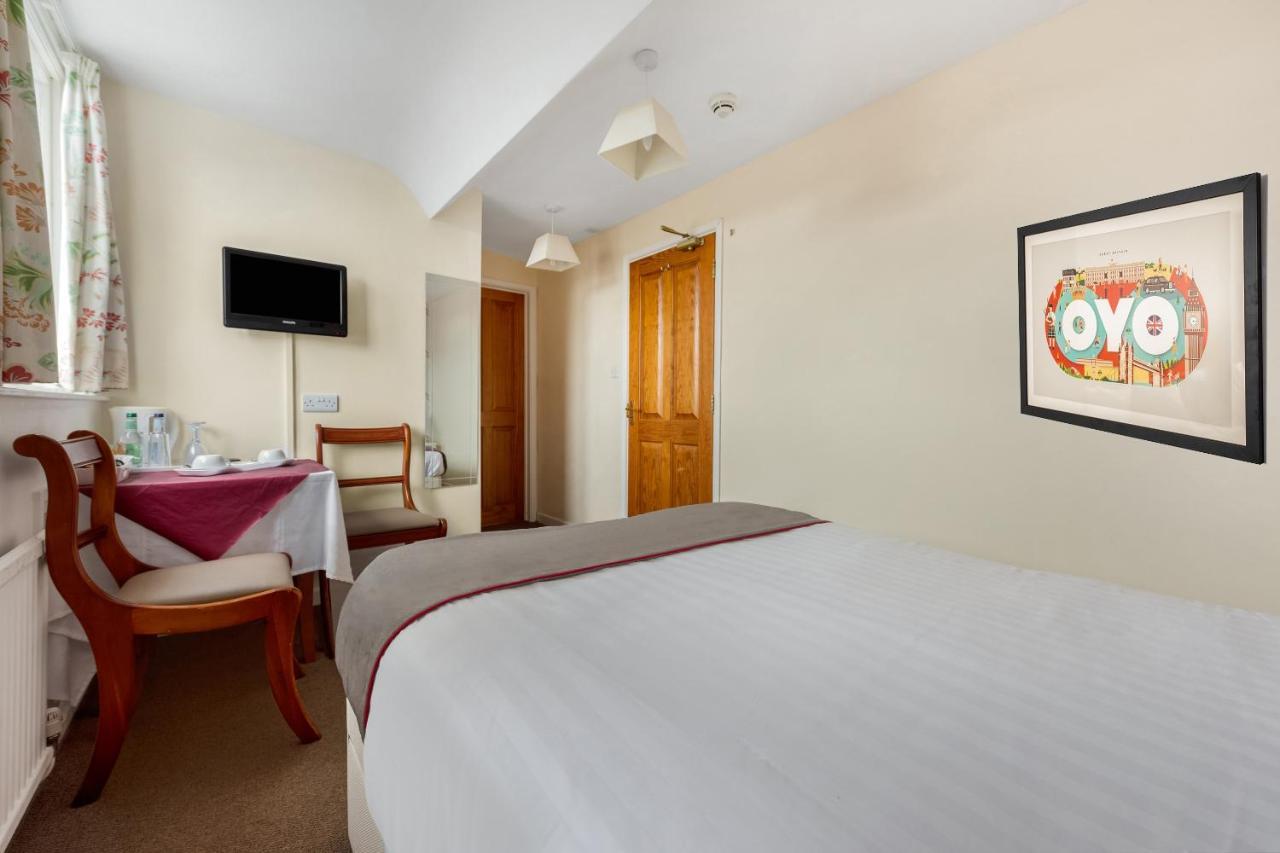 Oyo Timothy'S Hotel Tenby Kültér fotó